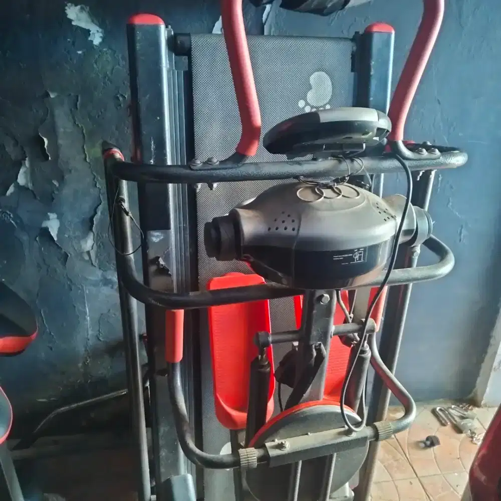 Treadmil manual tanpa listrik.Alat olahraga lari