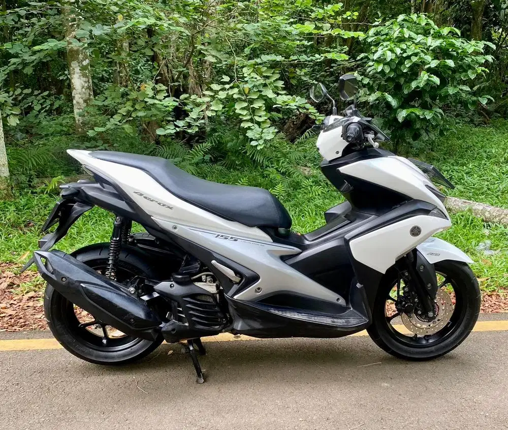 Yamaha Aerox S Keyless ABS MULUSSS Pajak Hidup Panjang