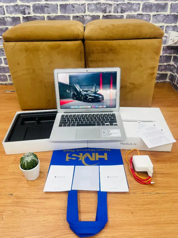 MacBook Air 13 2017 Core i5 / 8 GB / 128 GB Best Seller