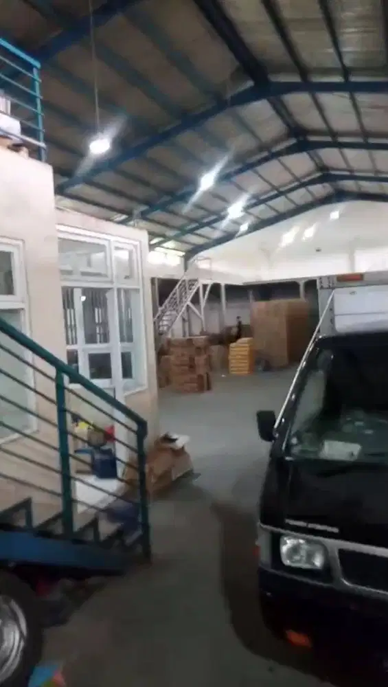 Dijual Tempat Usaha dan Gudang di By pass Bandung