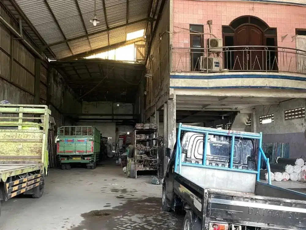 Jual Gudang By Pass Krian – LB 771 m², SHM, Ada Kantor Lantai 2