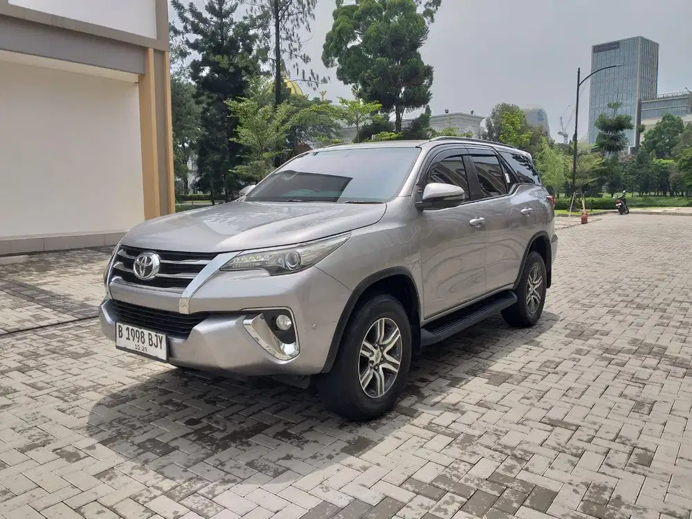 Toyota Fortuner 2.4 G AT Diesel AT 2019 Pajak Panjang
