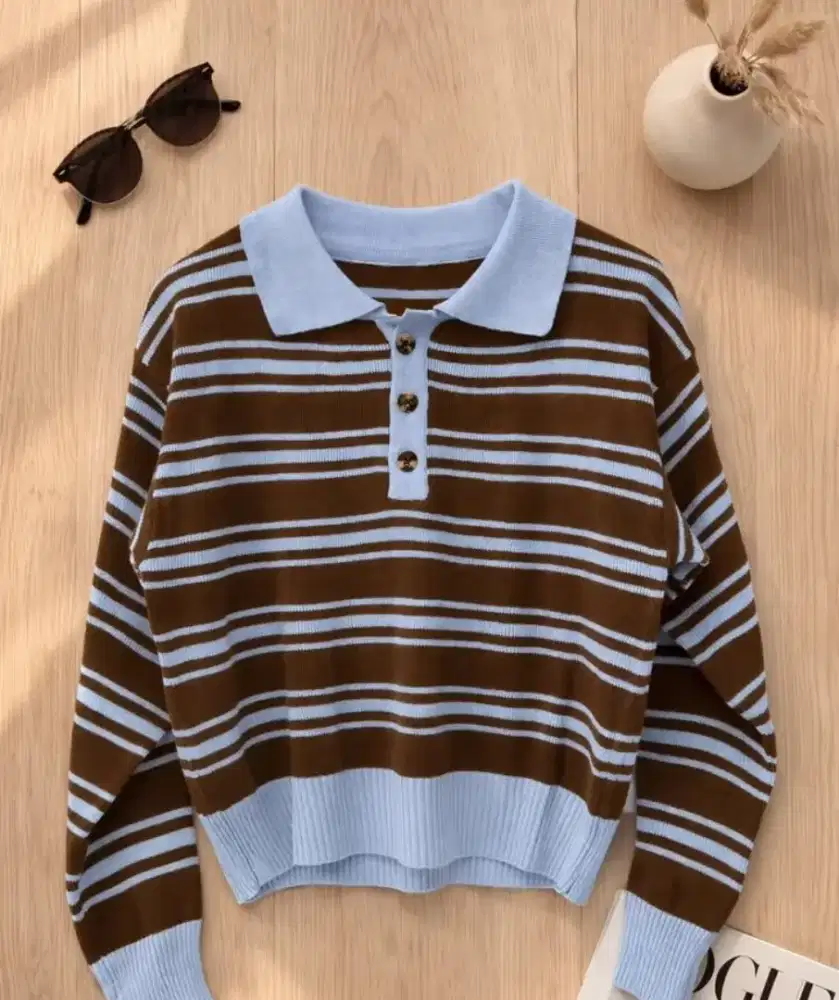 Latte line knit