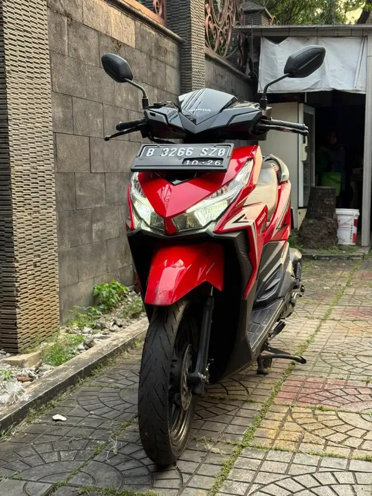 Dijual Vario 125 Idle stop tahun 2016 merah