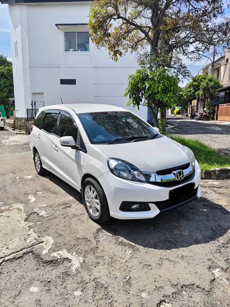 Honda Mobilio E AT 2015 Low KM