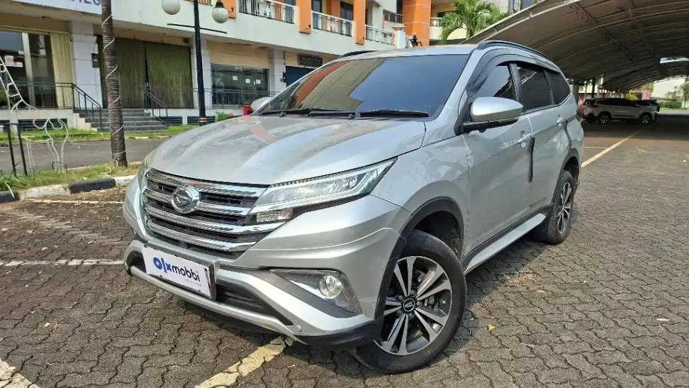 DP MURAH - Daihatsu Terios 1.5 R Deluxe Bensin AT 2019 Silver