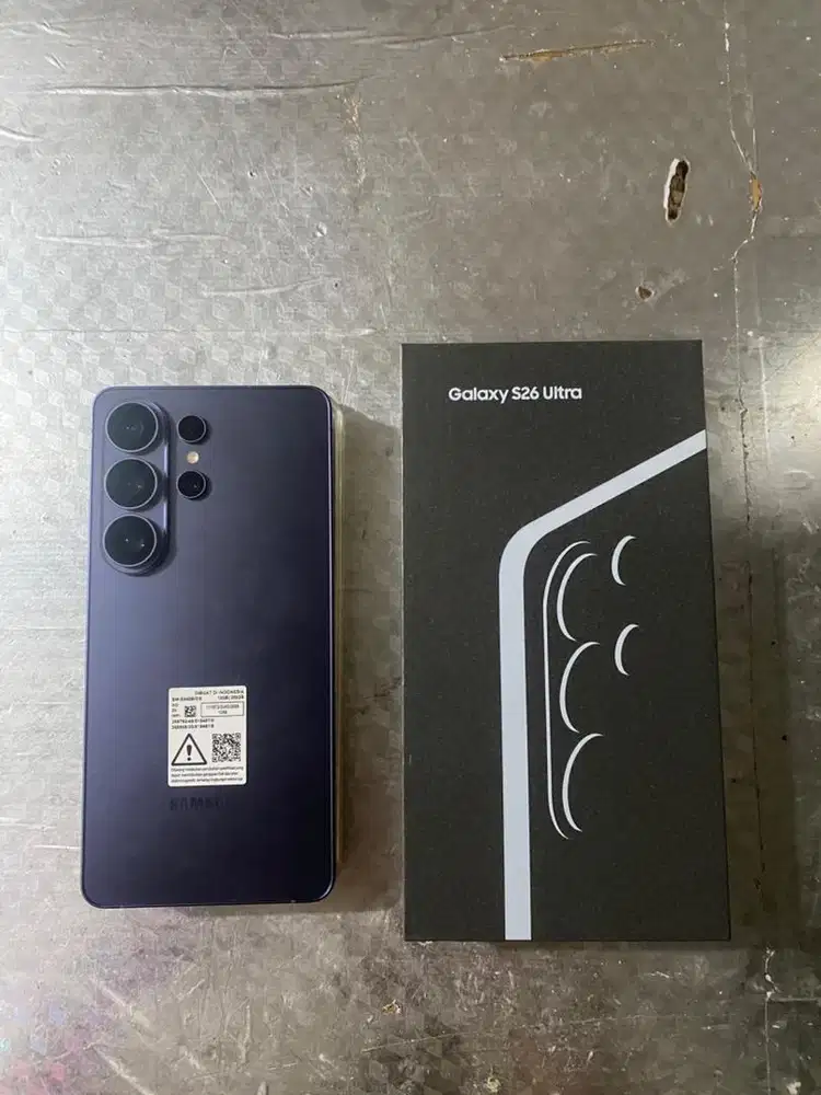 Samsung Galaxy S26 Ultra 5G Ram 12/256gb Garansi Maret 2027