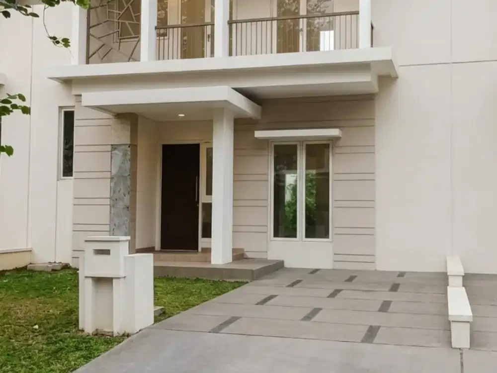 Disewa Cluster Elysia Hook Taman Belakang Sudah di Keramik dan Kanopi