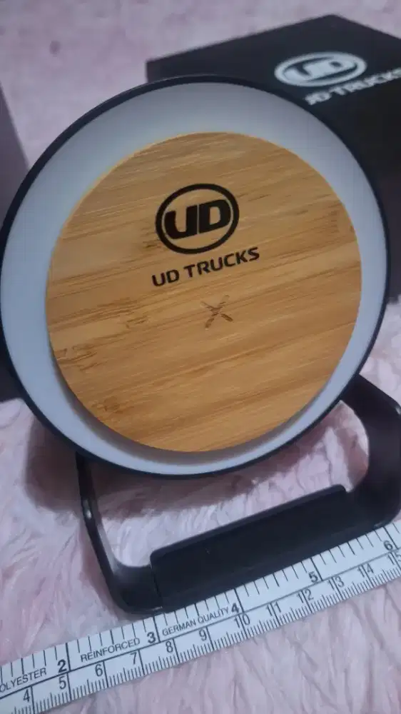 New - Baru - Jual Rugi - UD- Trucks MORGAN SPEAKER WI- Limited Edition