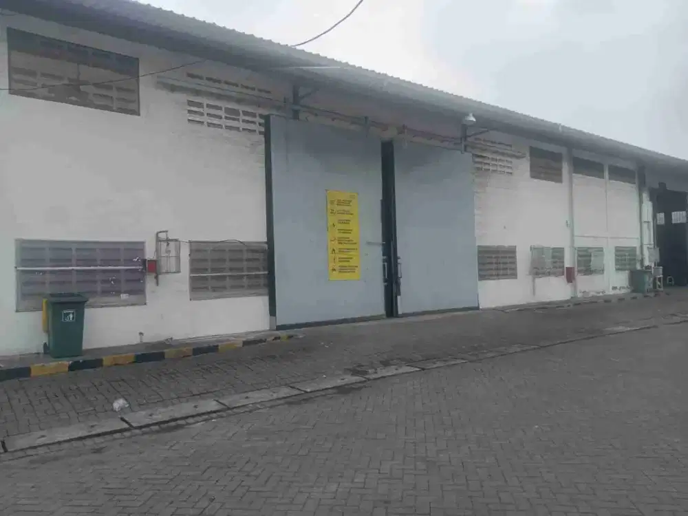 Gudang Bagus Siap Pakai Raya Trosobo Bringinbendo Taman