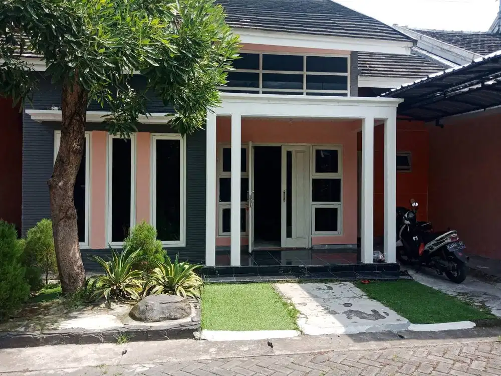 Dikontrakan rumah strategis