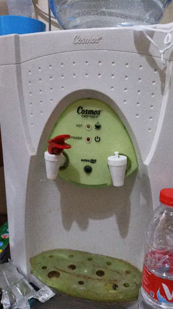 Dispenser msh bagus..hanya minus copot