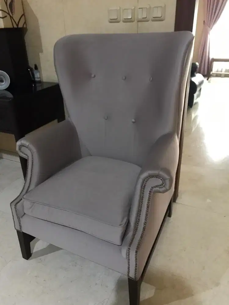 2 single seater sofa