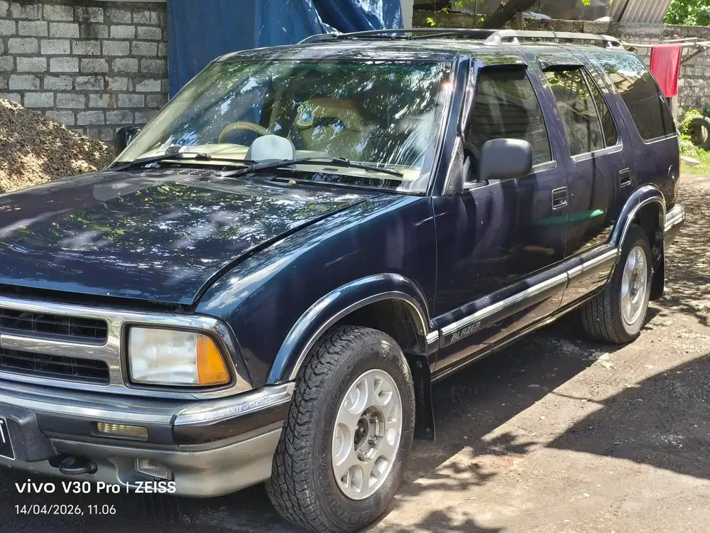 Opel Blazer 1996 Bensin