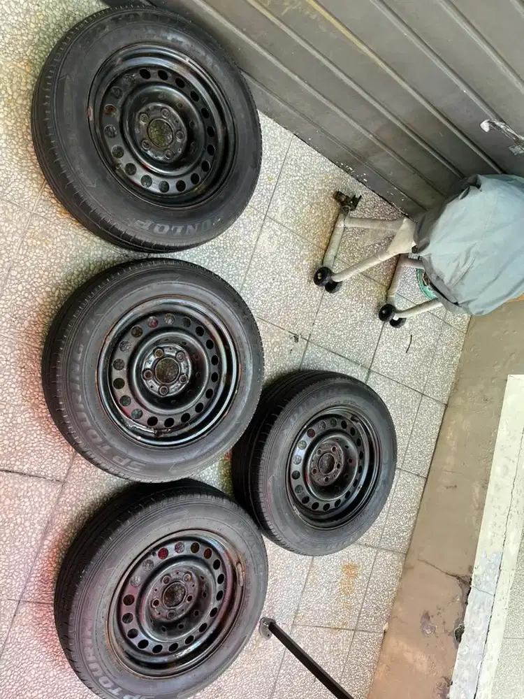 Velg kaleng mercy w202 r15 bonus ban