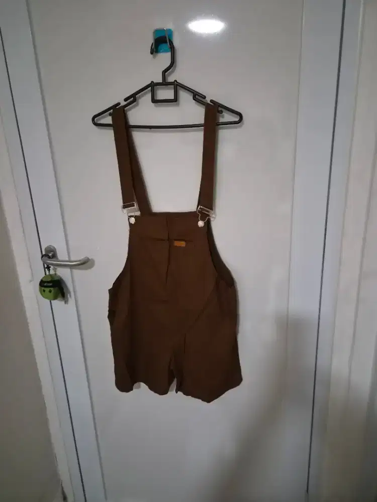 Baju baru buat travelling keluar kota