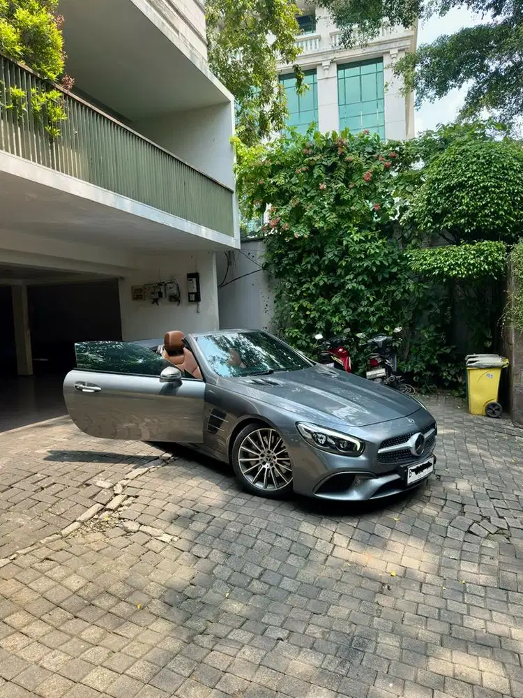 Mercedes Benz SL400 low km