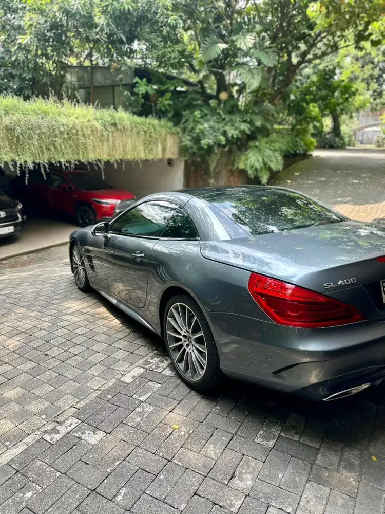 Mercedes Benz SL400 low km