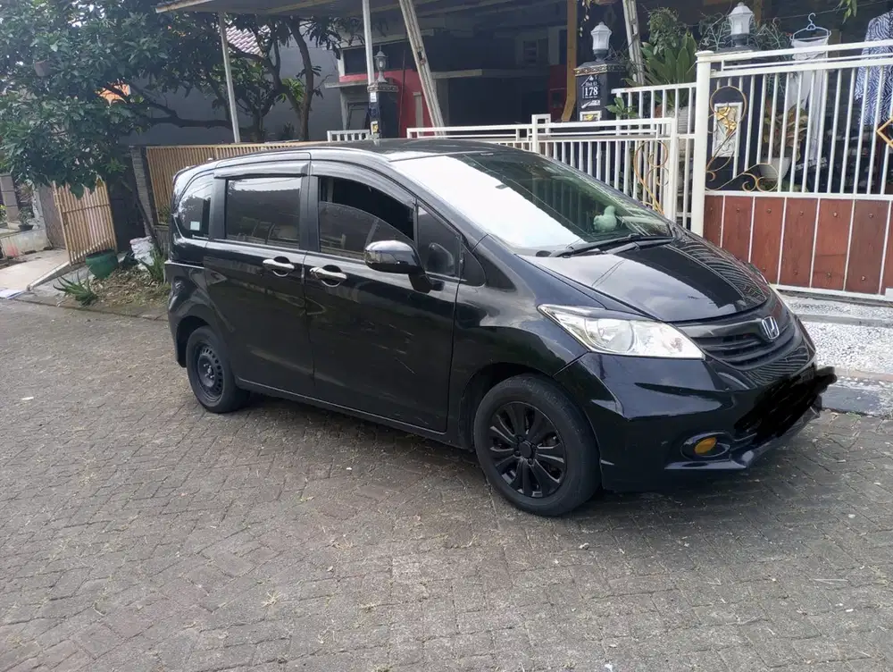 Honda Freed 2013 Bensin