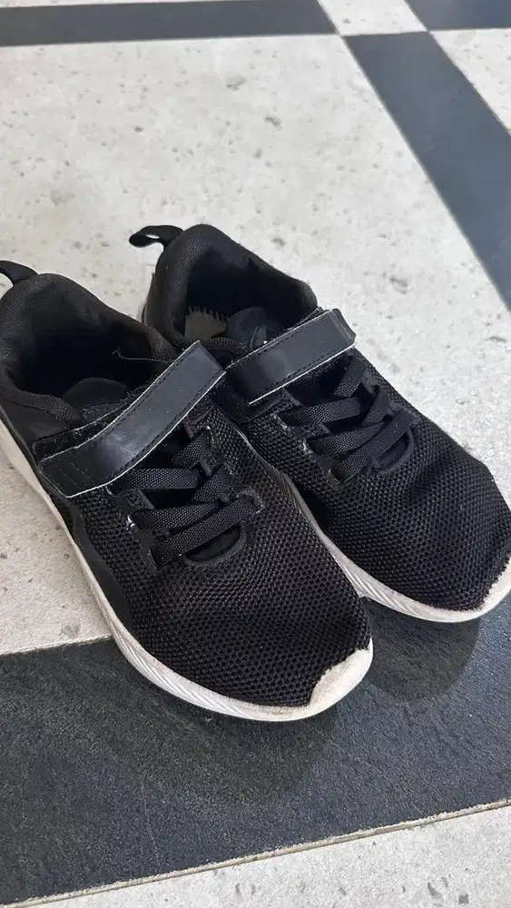 sepatu anak Puma unisex