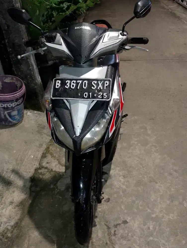 Vario techno karbu lengkap