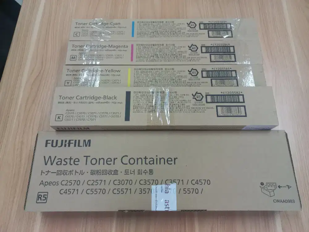 Fujifilm toner catridge apeos