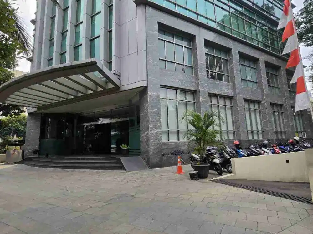 FOR SALE
GEDUNG 6 LANTAI
DI SENOPATI AREA KEBAYORAN BARU JAKARTA SELATAN
SHGB
Lt. 1.115m²
Lb. 4.157m²
6 lantai + bassment
Listrik 500kva
Genset 550kva
Security & cctv 24jam
Toilet vip & umum di setiap lantai
Lift by smeg
Lift 2 unit kapasitas 24 orang & 8