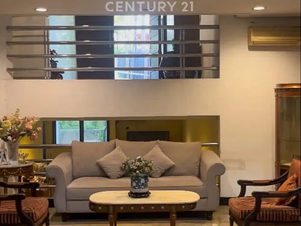 Dijual Cepat Rumah Keluarga Dikawasan Elit Kebayoran Baru