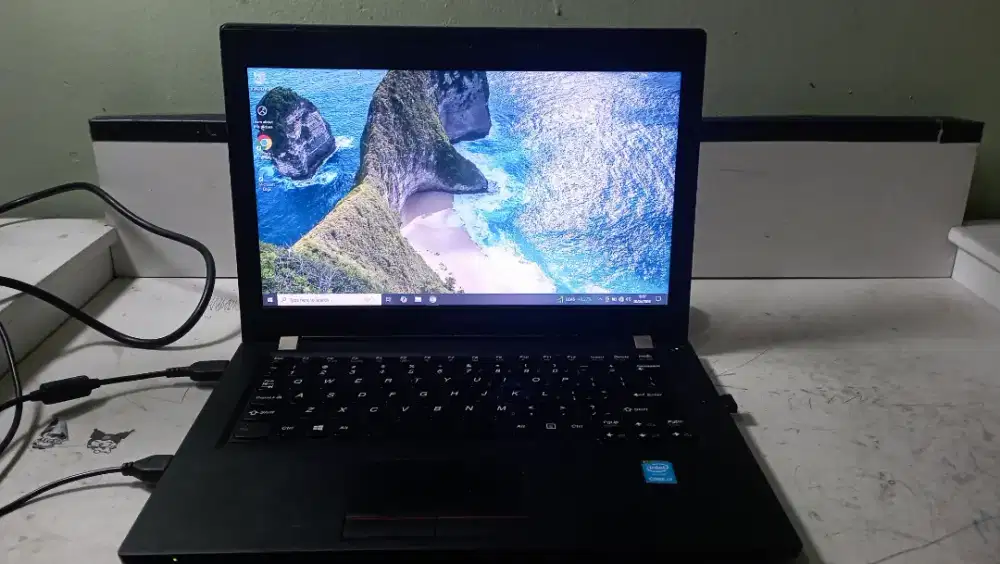LAPTOP LENOVO CORE i3 gen 4  RAM 8 GB SSD 128 GB MULUS NOMINUS