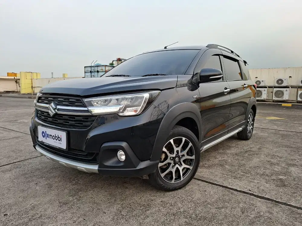 KM Low Pajak Hidup Suzuki XL7 2022 ZKY