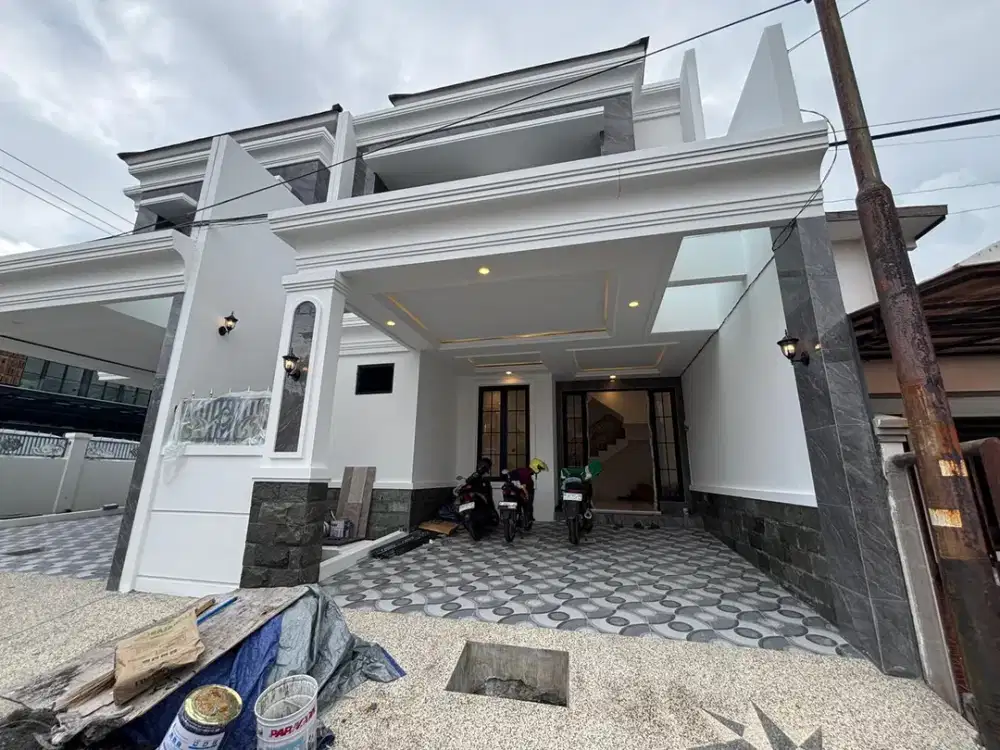 Rumah Mewah Kertajaya Tengah Kota