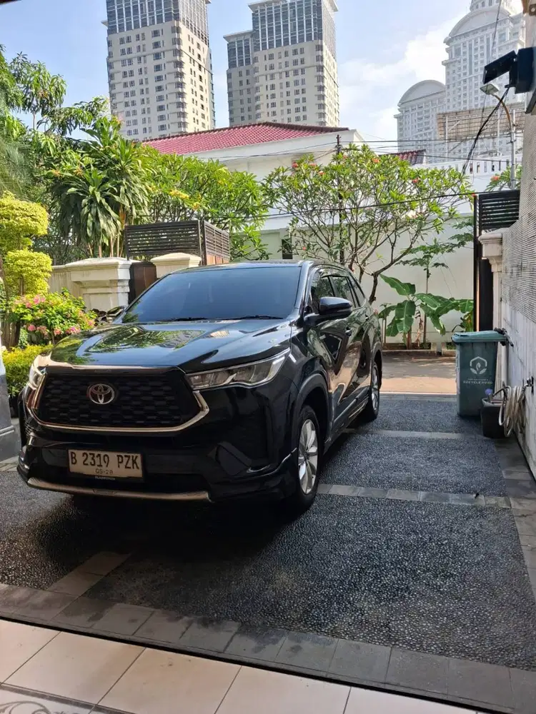 DIJUAL CEPAT MOBIL INOVA ZENIX HYBRID