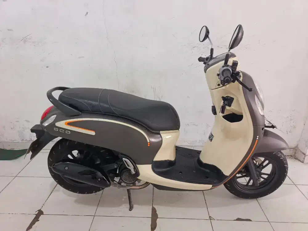 Jual beli scoopy th 2023 samping kompelik Andika hairi motor bjm