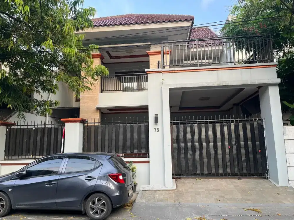 DIJUAL RUMAH SEMI FURNISHED BATU AMPAR CONDET JAKARTA TIMUR