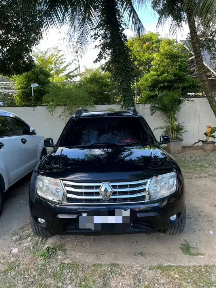 Renault duster warna navy, barang super.. tinggal pakai