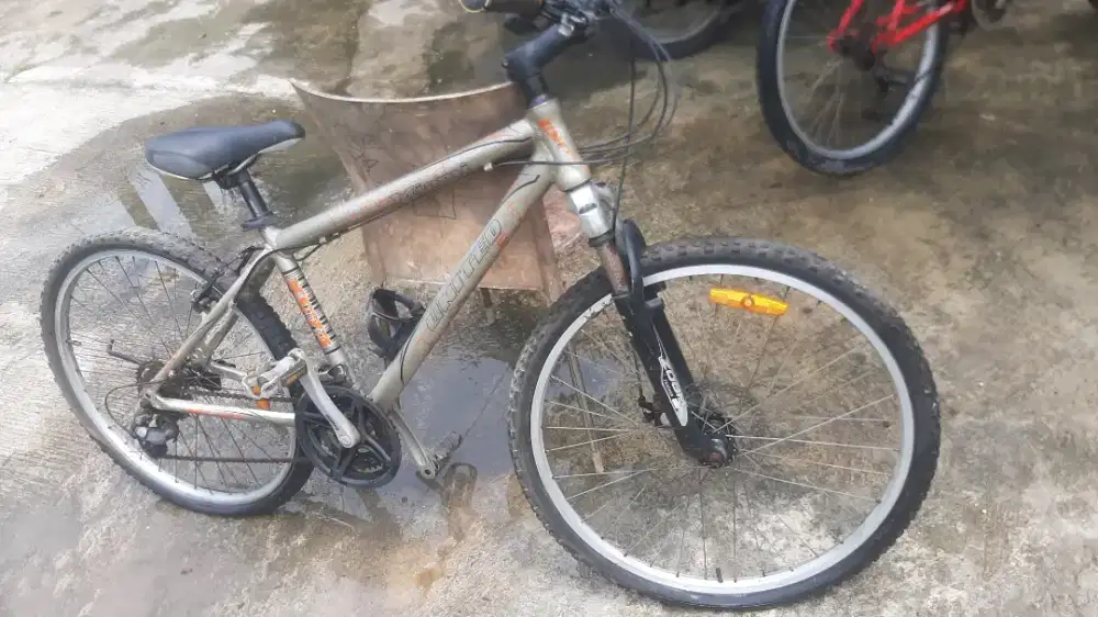 Sepeda Gunung United Miami XC 73 – Mulus, Jarang Pakai, Siap Gowes!