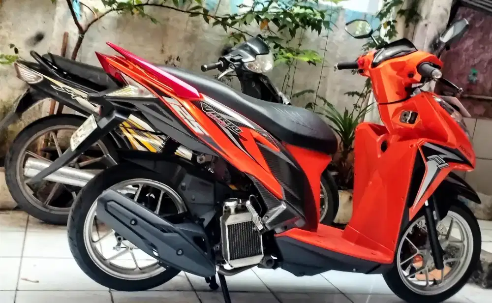kzr orange pajak on