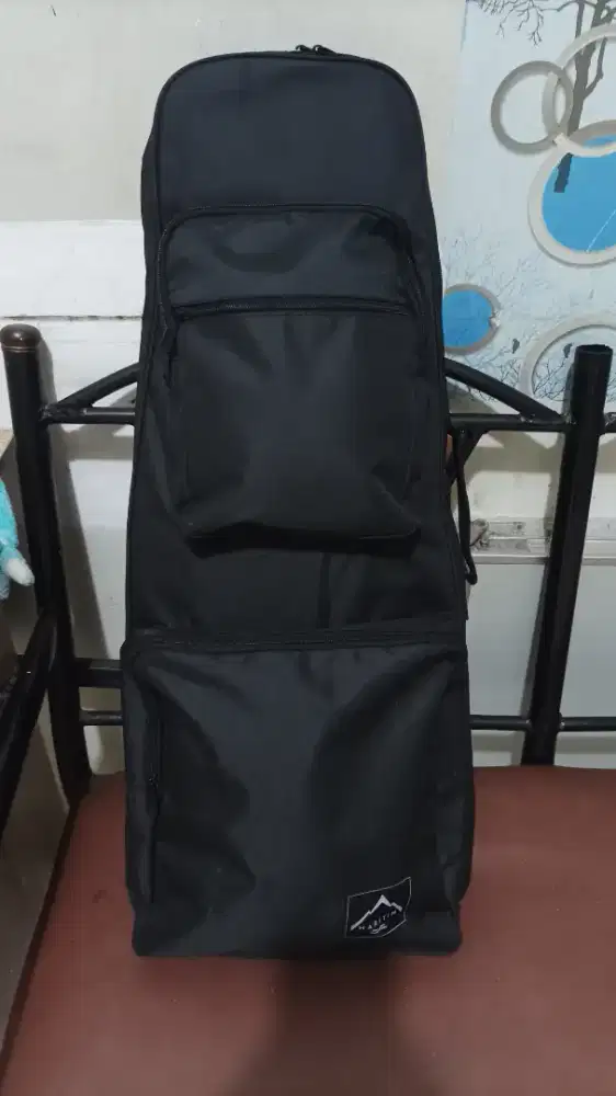 Dijual murah Tas badminton ARMY