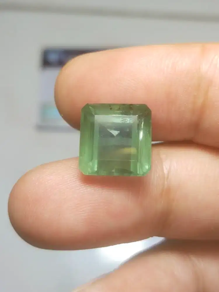 Natural Green Apatite 14.25 Ct Kristal Mewah