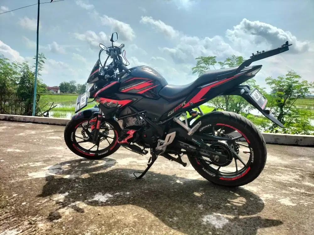 Dijual HONDA CB 150R istimewa