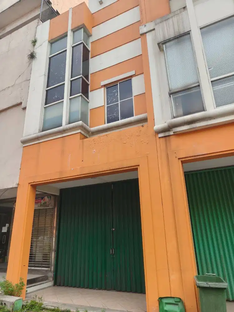 DISEWAKAN RUKO PERKANTORAN  Ruko 3.5 lantai di Ruko Mall WTC MATAHARI