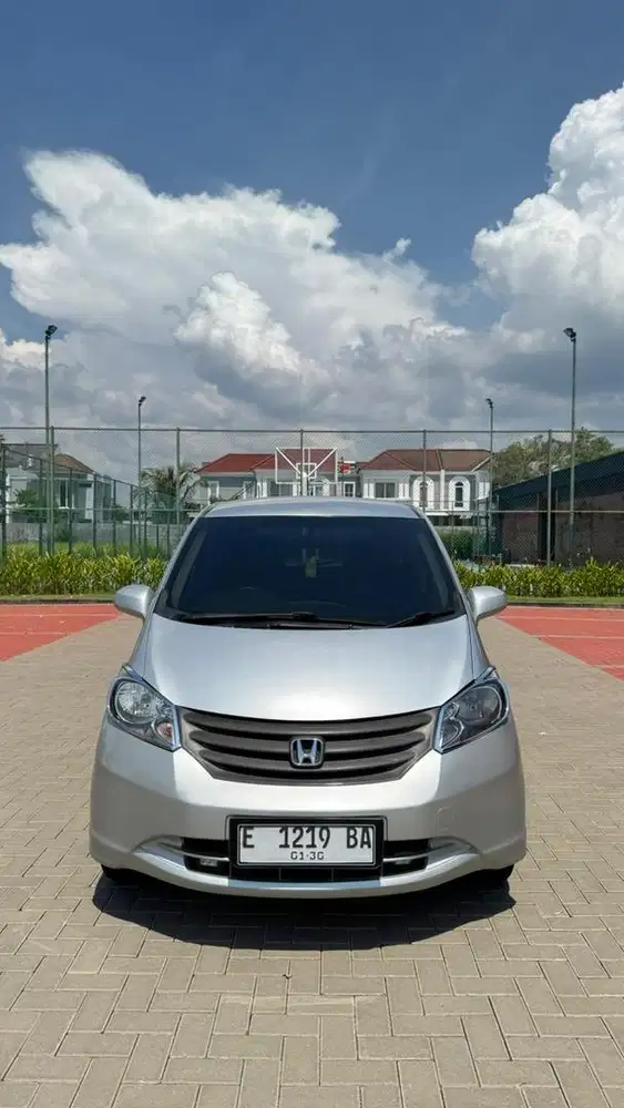 Honda Freed SD 2009