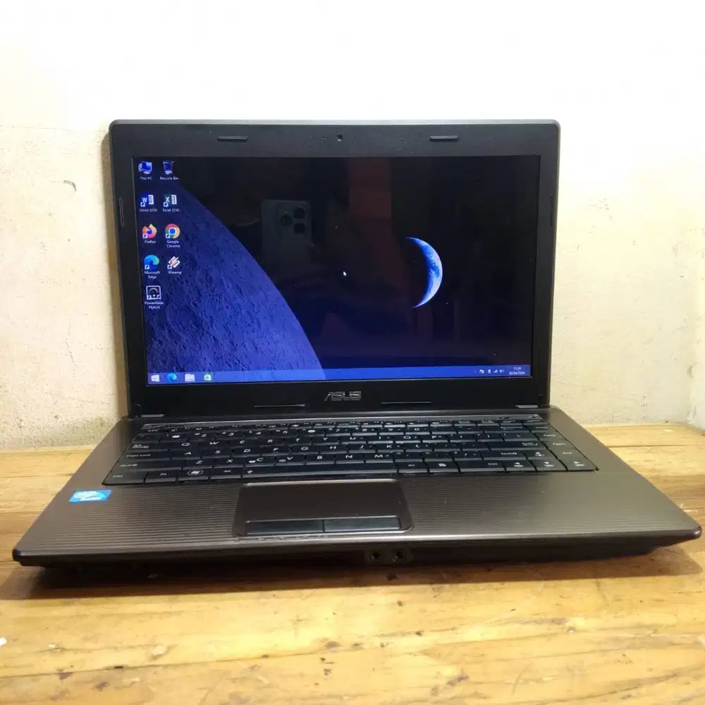 Asus Ram 4 GB HDD 320 GB siap pakai