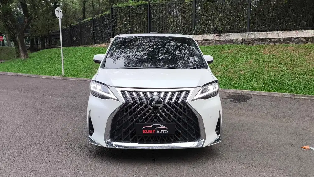 Toyota Vellfire SC 2015 Convert Lexus LM 350