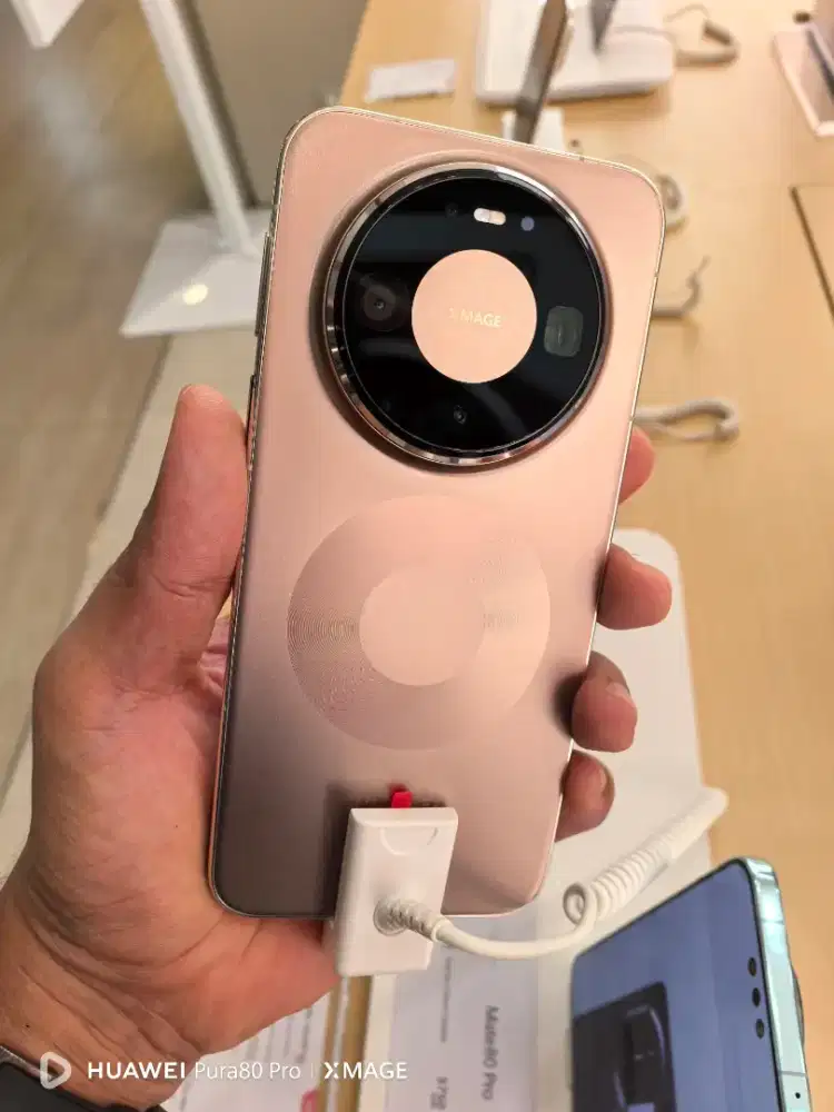 Huawei Mate 80 Gold Promo Kartu Debit BRI