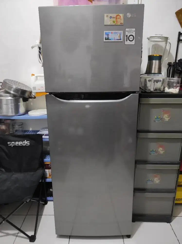 KULKAS 2PINTU LG GNB222