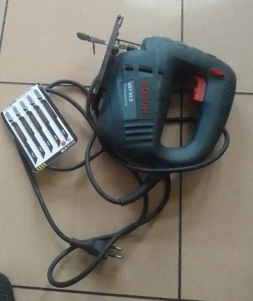 Gergaji Mesin kayu Bosch