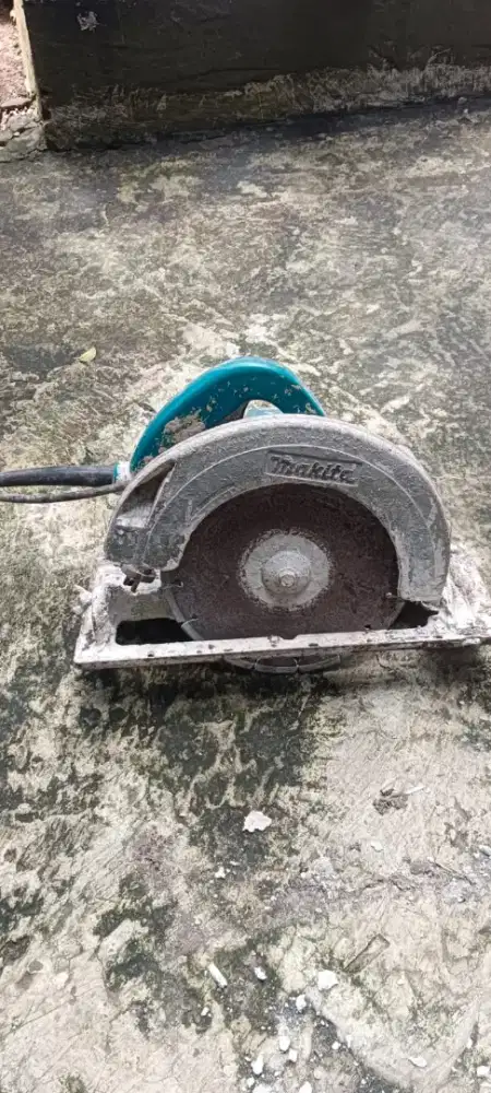 Circular saw 9 inch