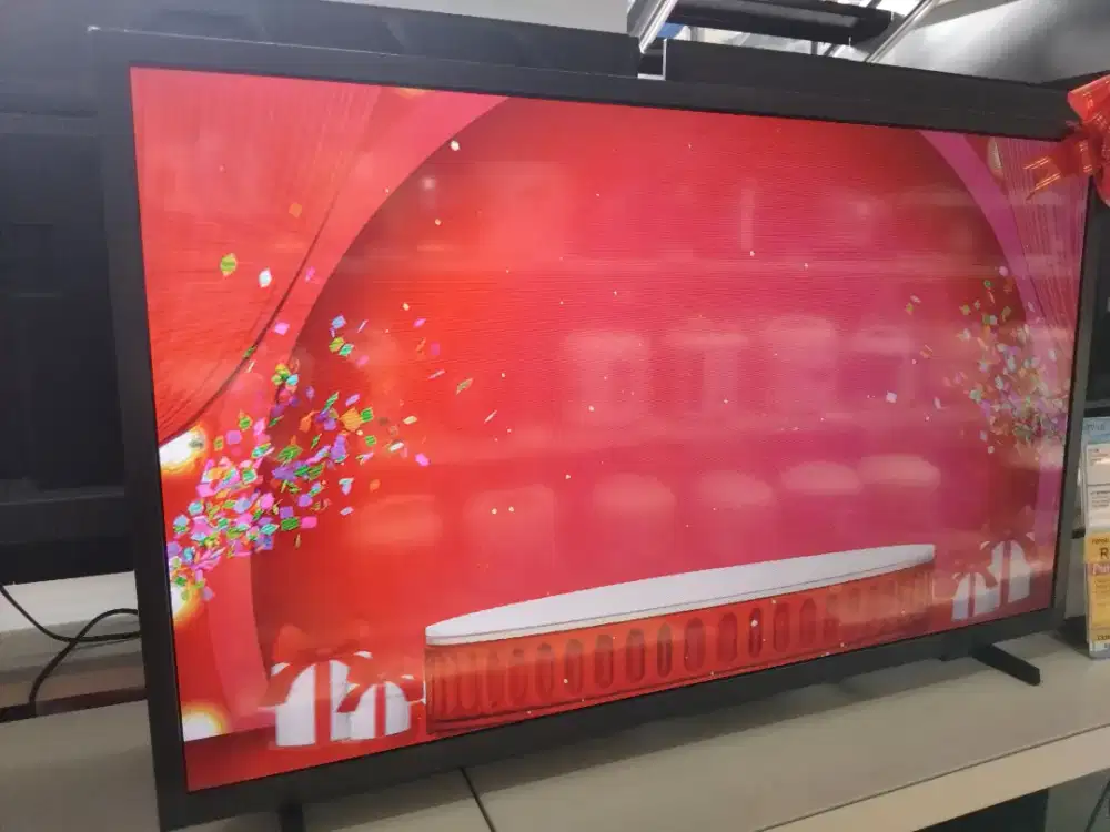 TV SAMSUNG 32INCH SMART TV HD