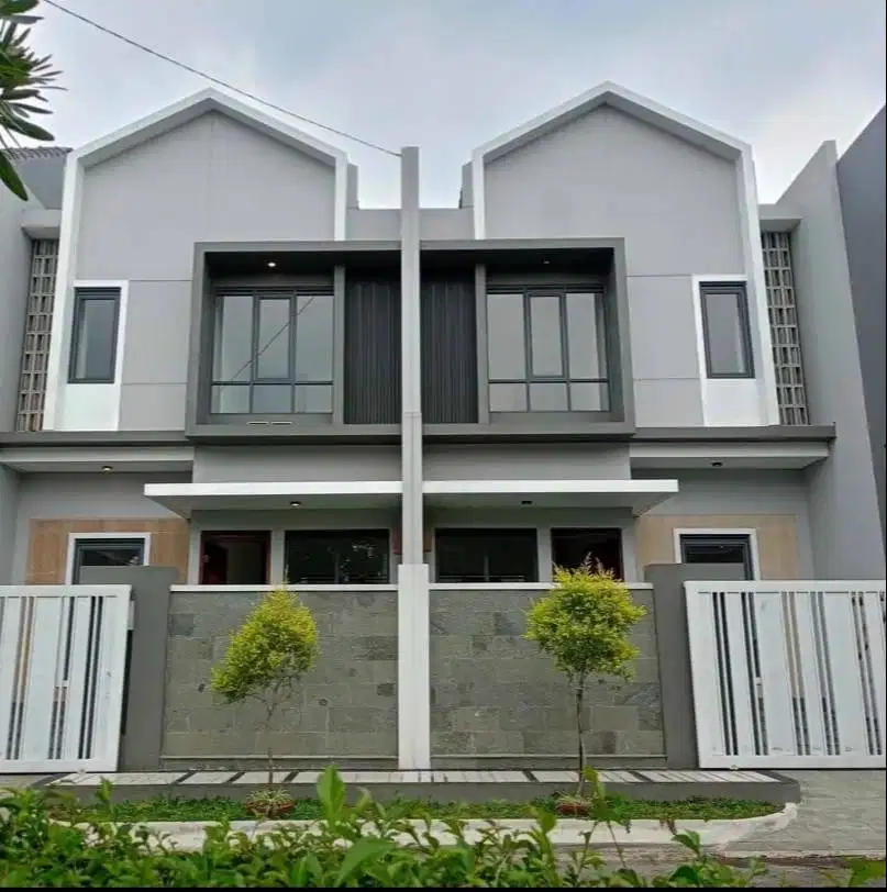 Dijual Cepat Rumah Mewah Lingkungan Asri Jalan Besar di Margahayu